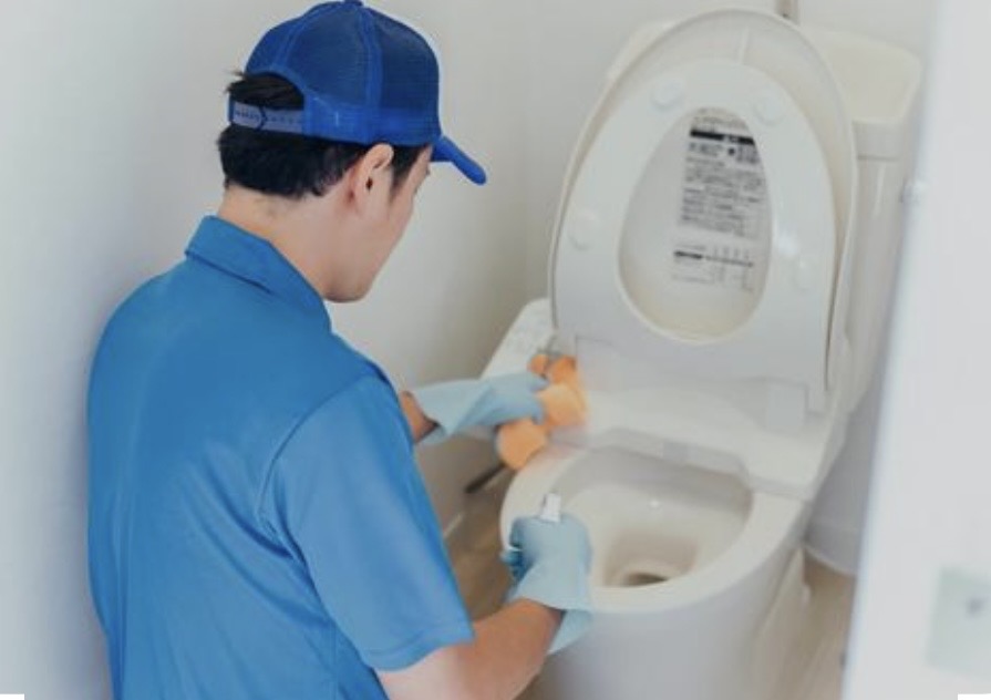 トイレ清掃の画像